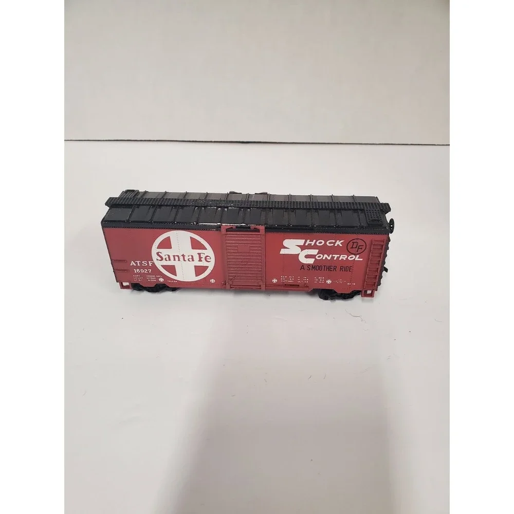 Life Like Santa Fe Shock Control 16987 Freight Train Ho Scale